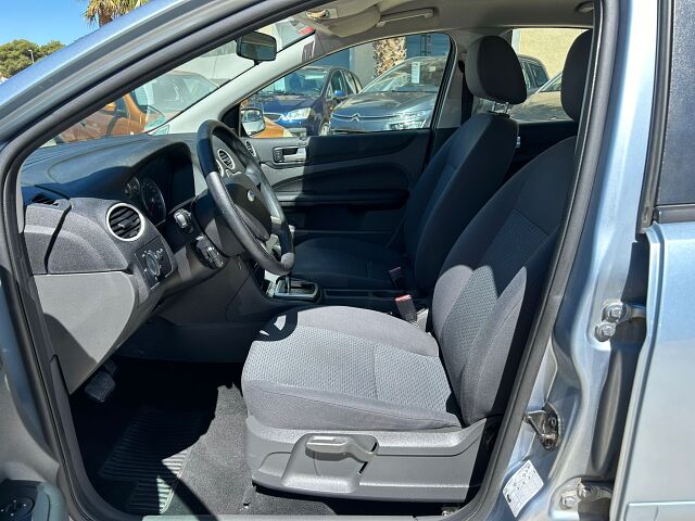 FORD FOCUS TREND 1.6 AUTO SPANISH LHD IN SPAIN ONLY 60000 MILES SUPERB 2007